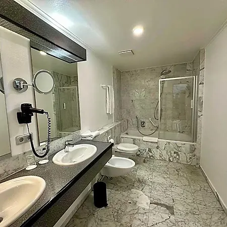 מלון Residenz